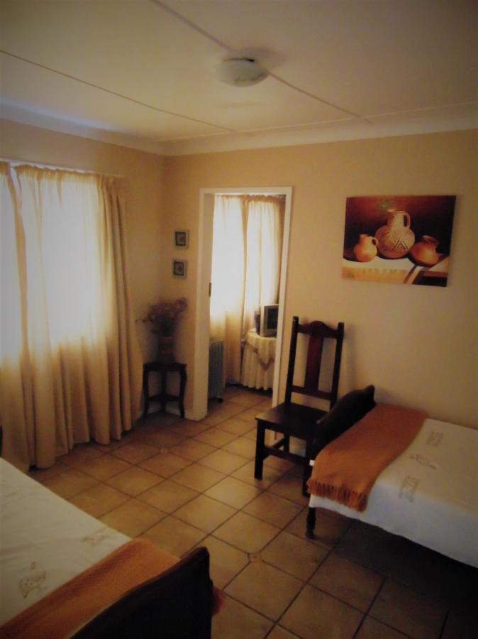 Fountain Baths Guest Cottages Barberton Ngoại thất bức ảnh